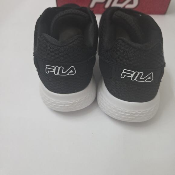Fila Women's Layers Running Shoe Black, Black, White 9.5 US EUR 41 New In Box - Picture 3 of 12